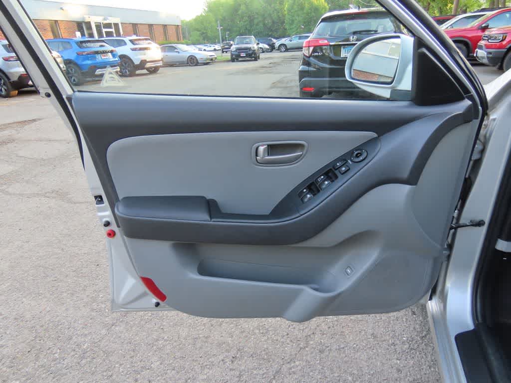 Thumbnail: 2009 Hyundai Elantra - 15