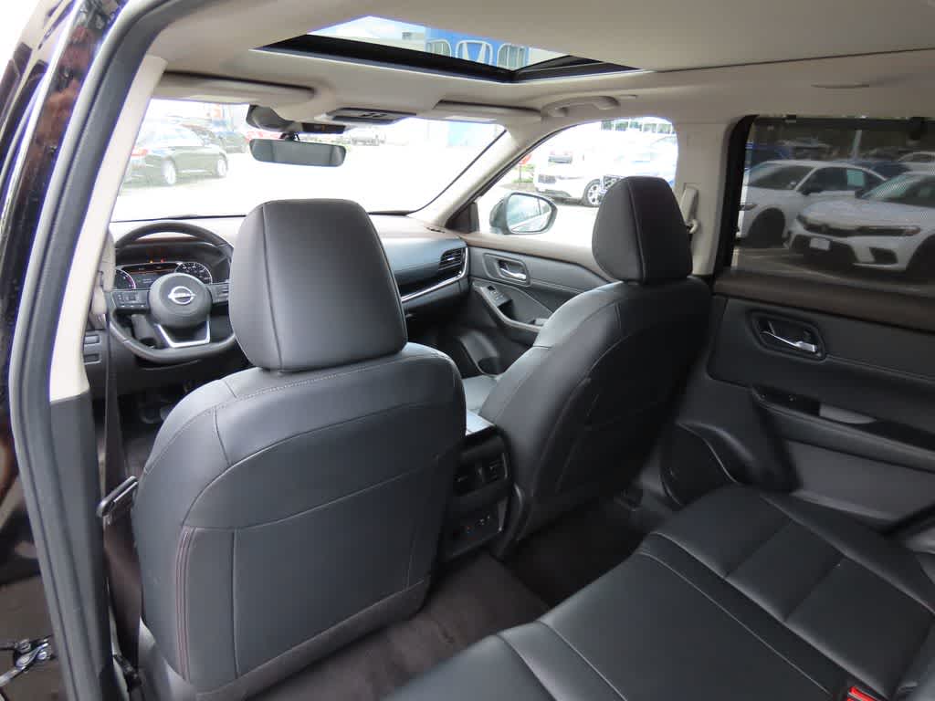 Thumbnail: 2023 Nissan Rogue - 15