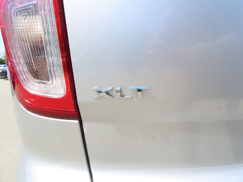 Thumbnail: 2013 Ford Explorer - 8