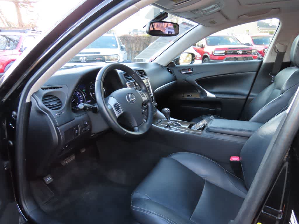 Thumbnail: 2012 Lexus IS - 2