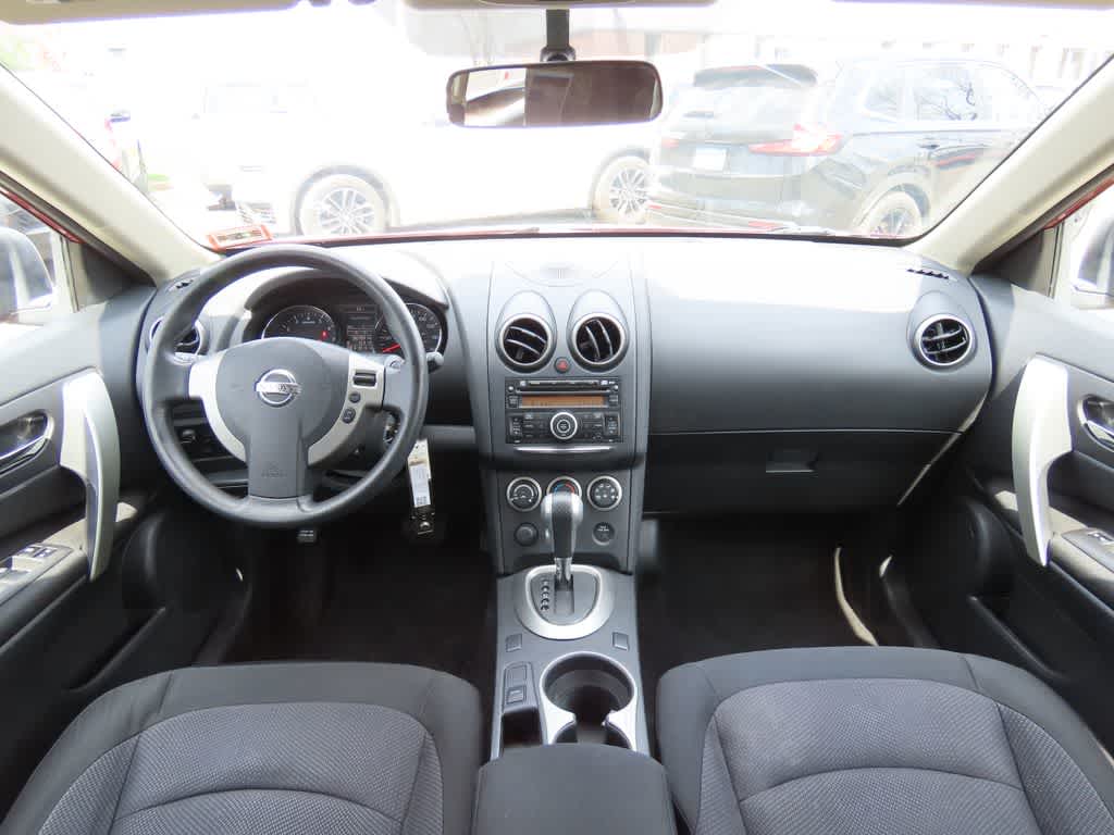 Thumbnail: 2013 Nissan Rogue - 17