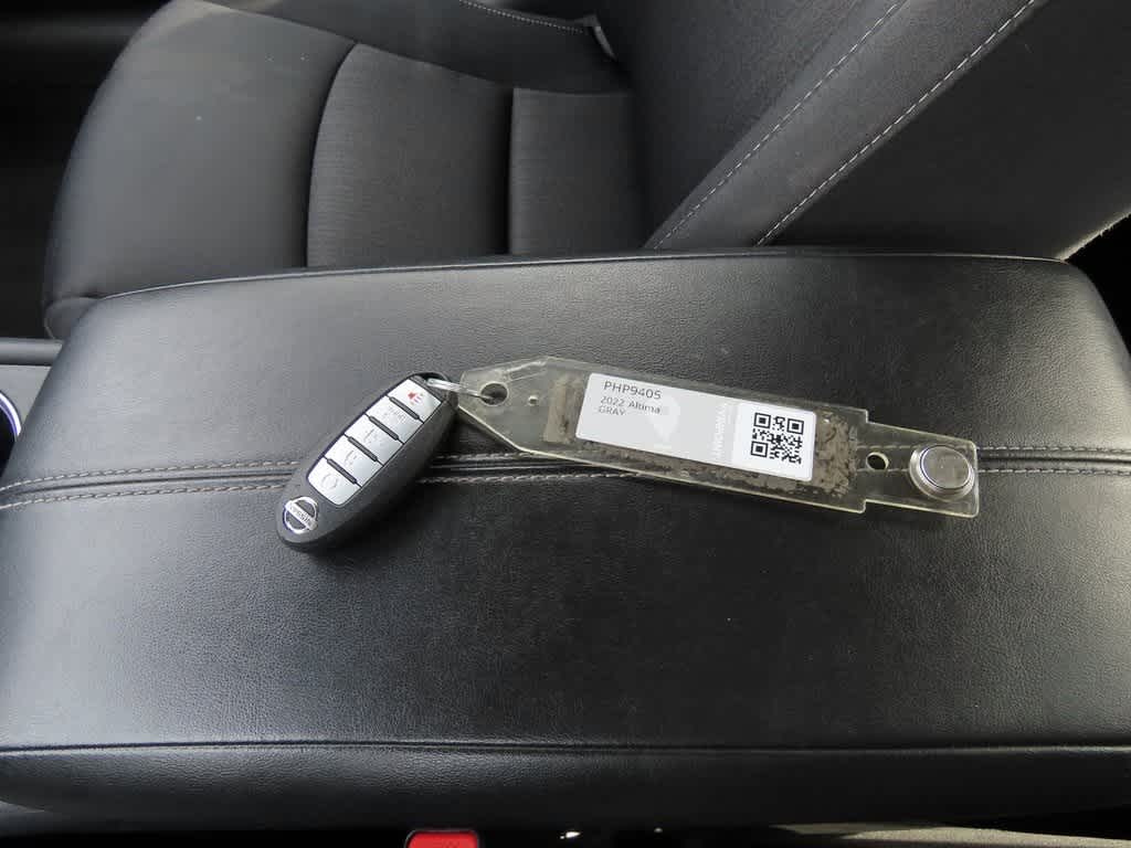 Thumbnail: 2022 Nissan Altima - 25