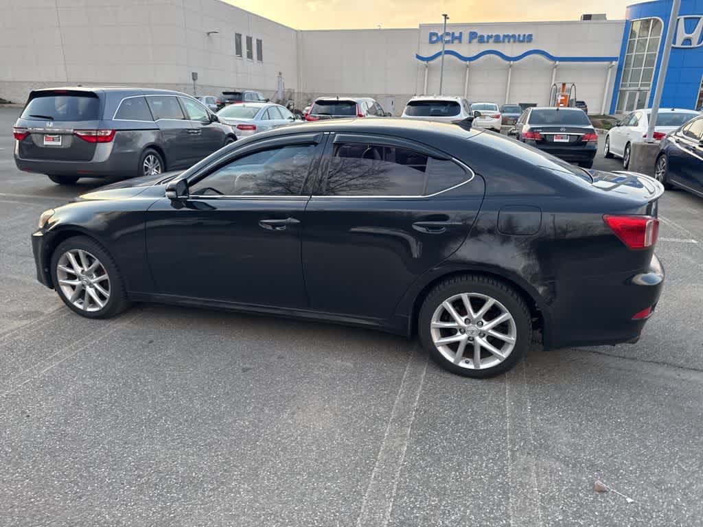 Thumbnail: 2012 Lexus IS - 20