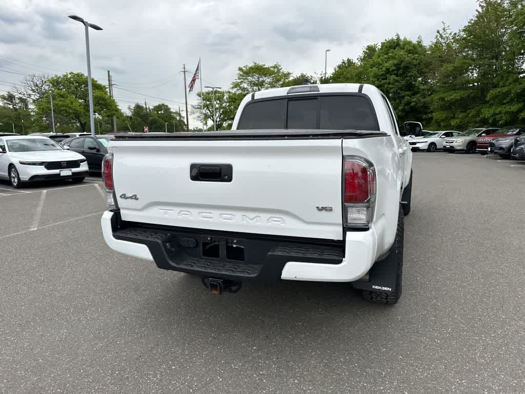 Thumbnail: 2023 Toyota Tacoma - 17