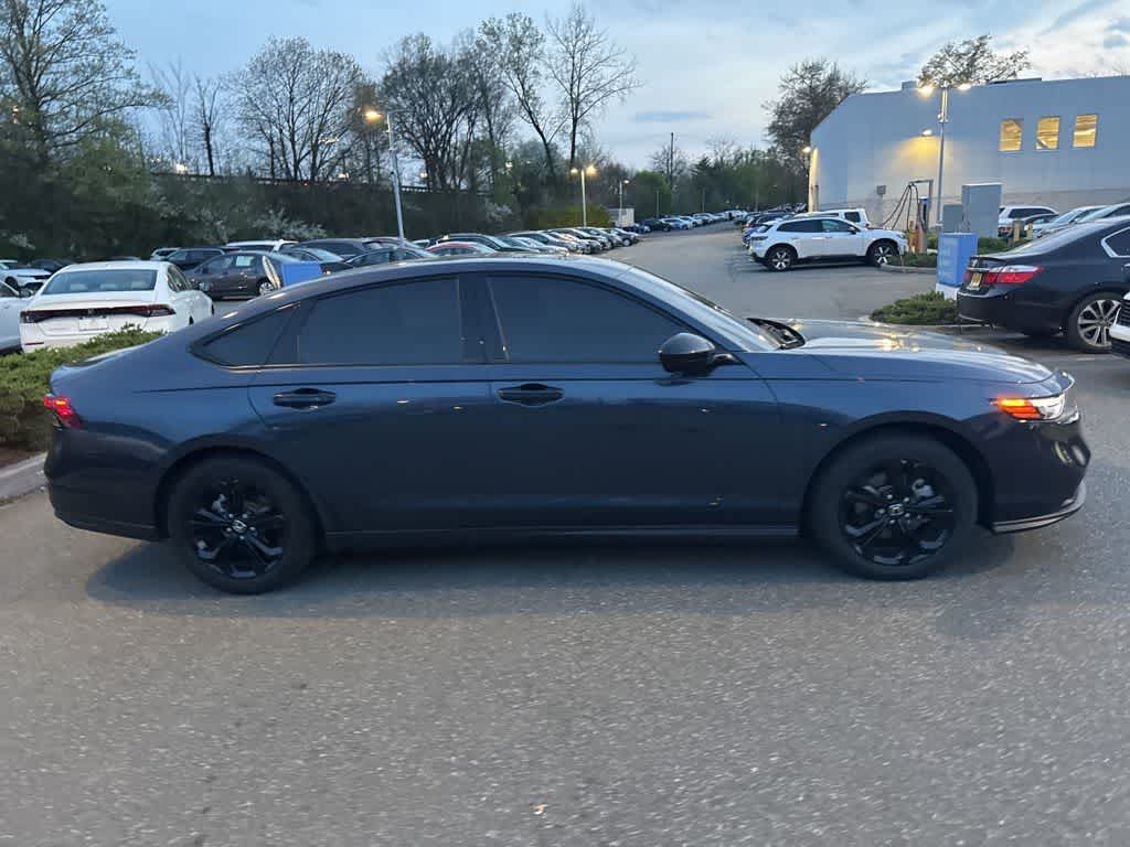 Thumbnail: 2025 Honda Accord - 11