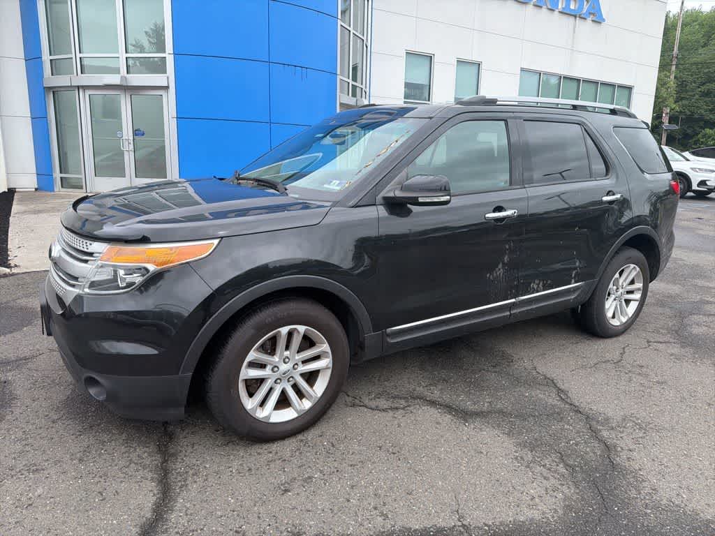 Thumbnail: 2015 Ford Explorer - 2