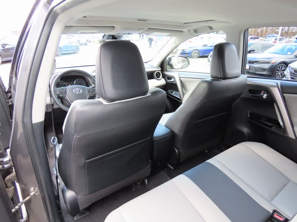 Thumbnail: 2017 Toyota RAV4 - 16