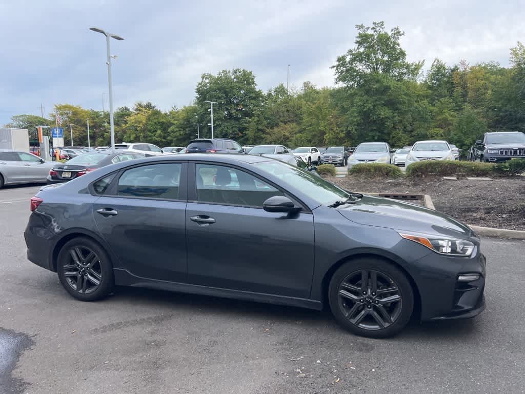 Thumbnail: 2021 Kia Forte - 2