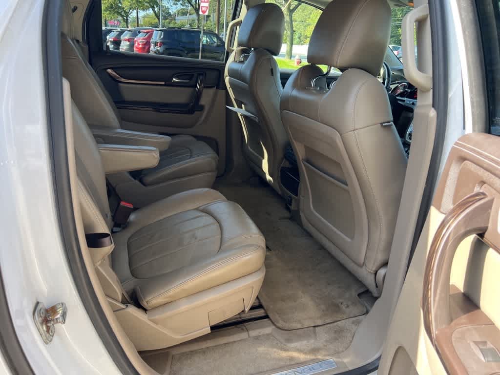 Thumbnail: 2016 GMC Acadia - 16