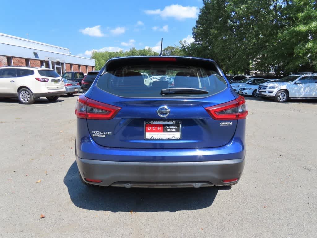 Thumbnail: 2021 Nissan Rogue Sport - 5