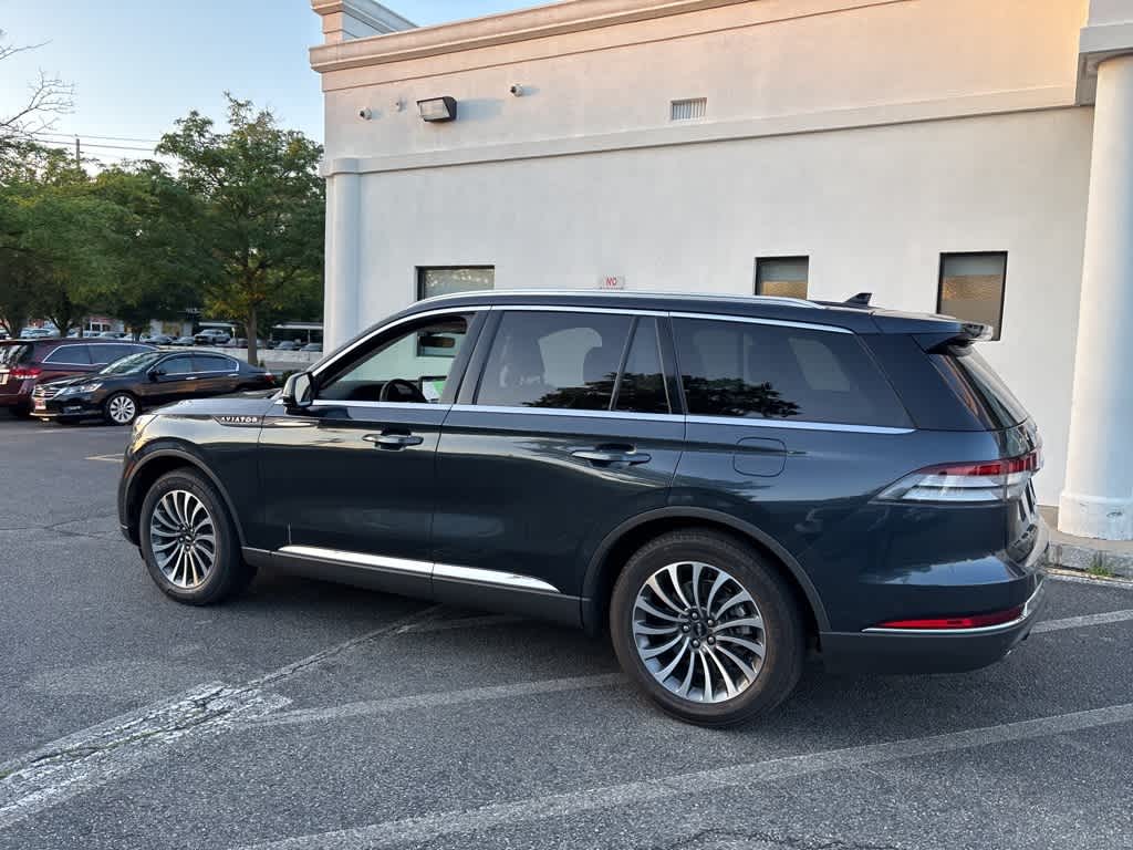 Thumbnail: 2022 Lincoln Aviator - 20