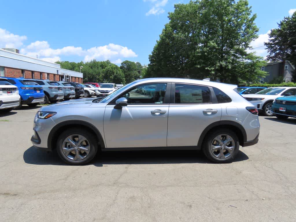 Thumbnail: 2027 Honda HR-V - 3