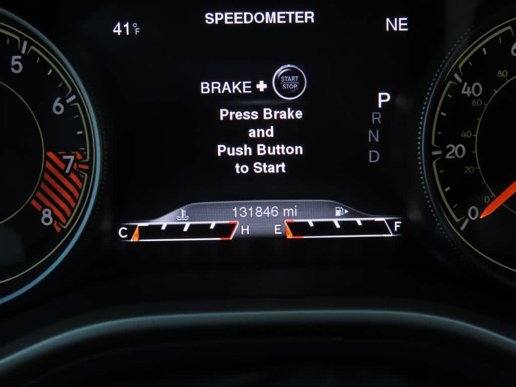 Thumbnail: 2015 Jeep Cherokee - 28