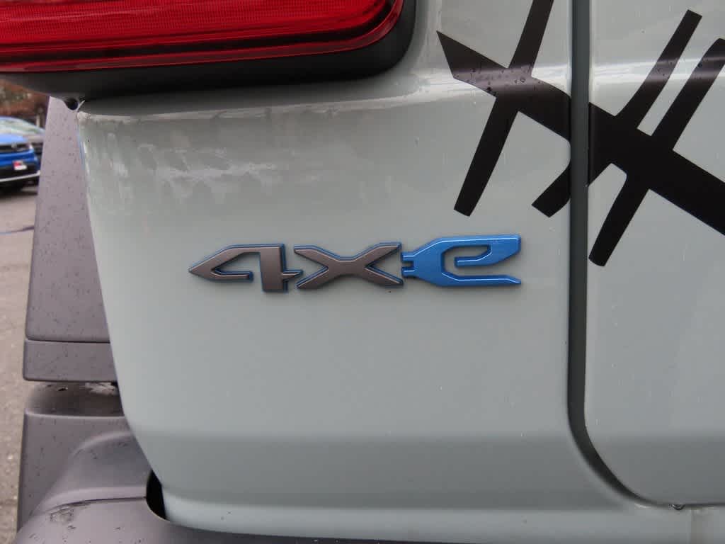 Thumbnail: 2023 Jeep Wrangler - 9