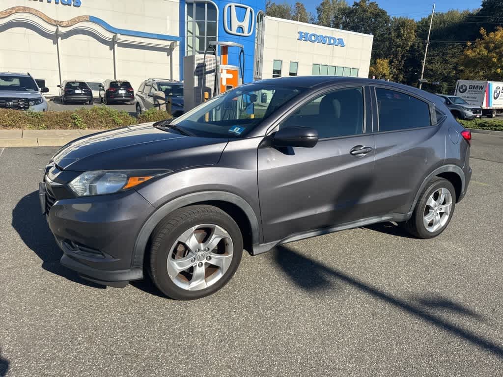 Thumbnail: 2016 Honda HR-V - 4