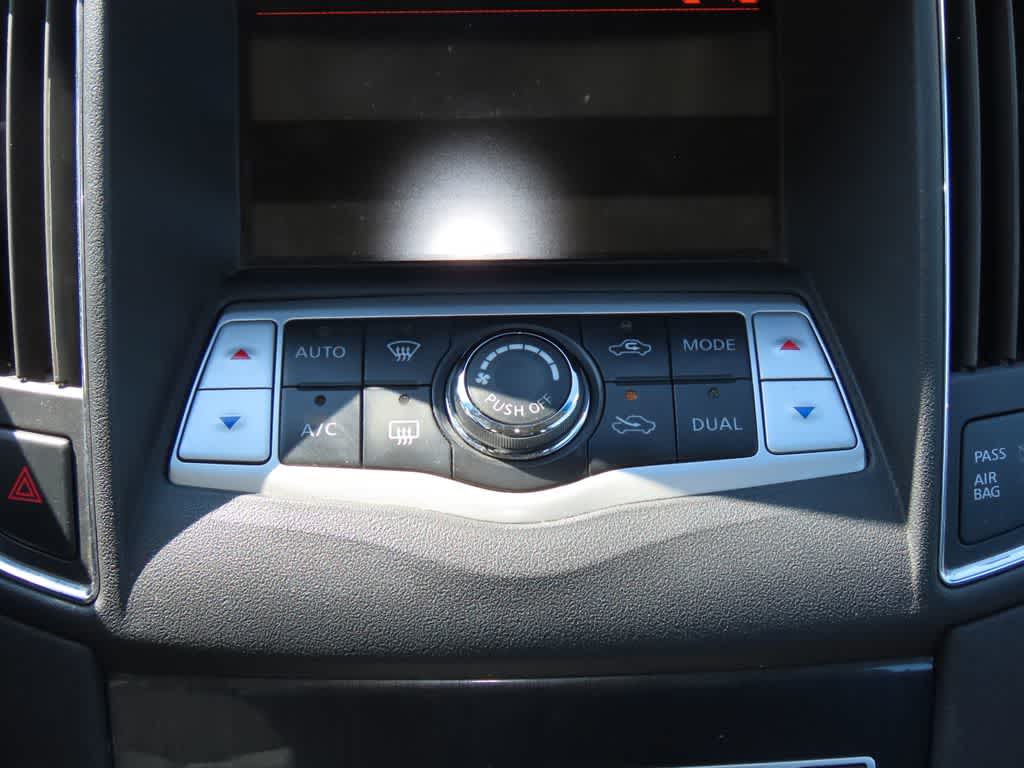 Thumbnail: 2014 Nissan Maxima - 17