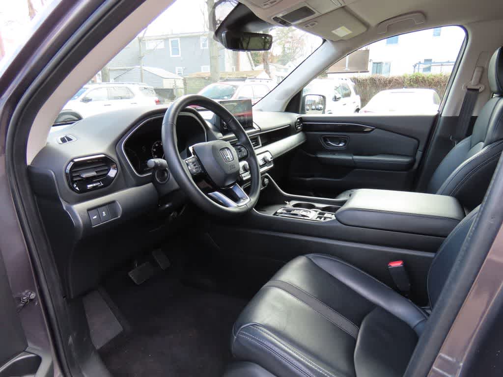 Thumbnail: 2023 Honda Pilot - 2