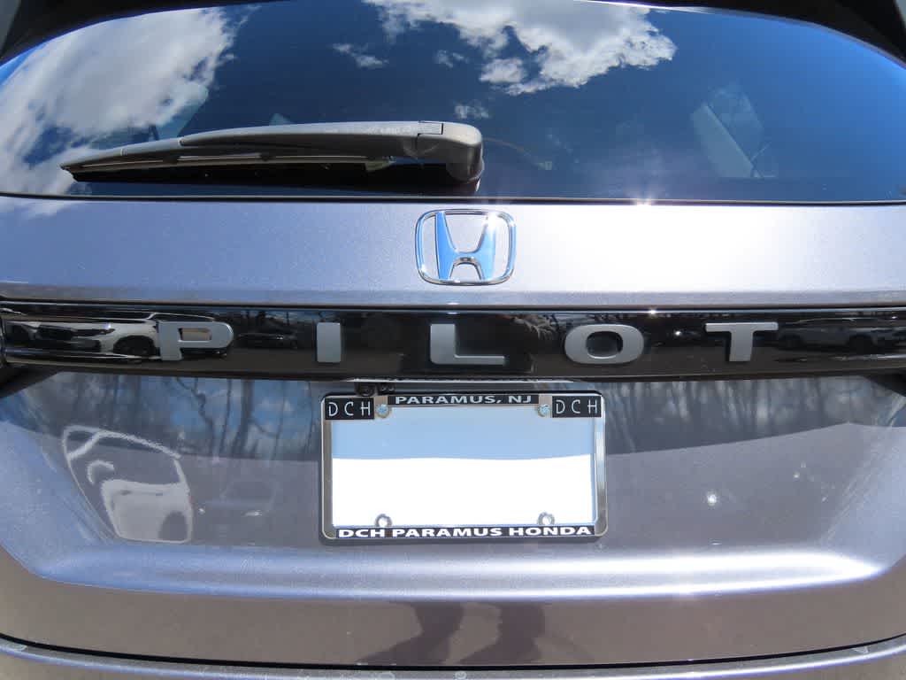 Thumbnail: 2023 Honda Pilot - 7