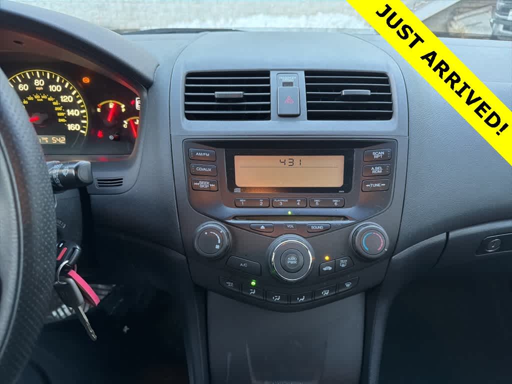 Thumbnail: 2004 Honda Accord - 13