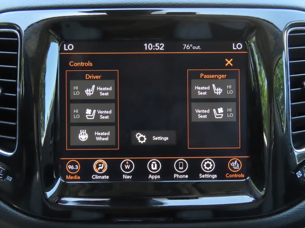Thumbnail: 2021 Jeep Compass - 24