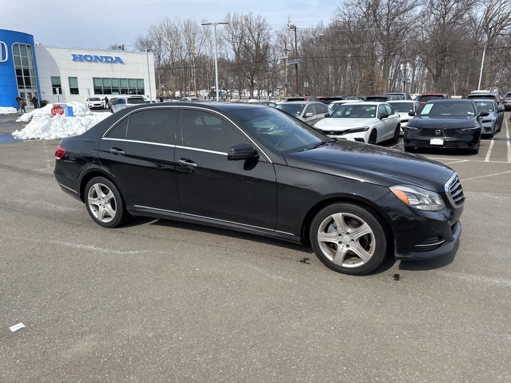 Thumbnail: 2015 Mercedes-Benz E-Class - 11