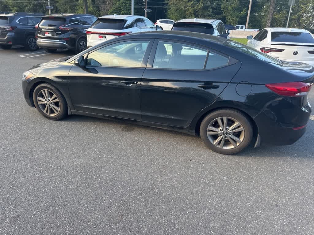 Thumbnail: 2018 Hyundai Elantra - 10