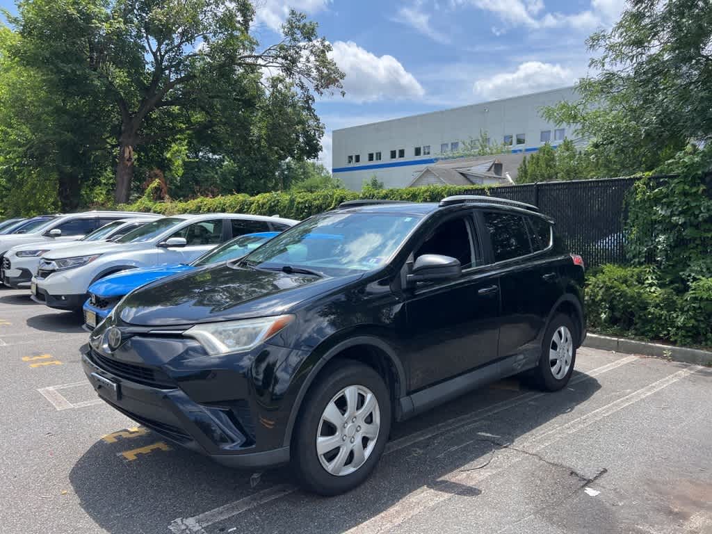 Thumbnail: 2018 Toyota RAV4 - 6