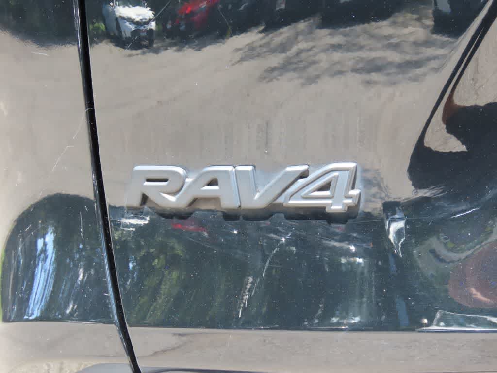Thumbnail: 2019 Toyota RAV4 - 7