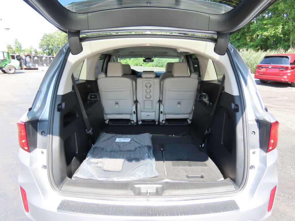 Thumbnail: 2026 Honda Odyssey - 10
