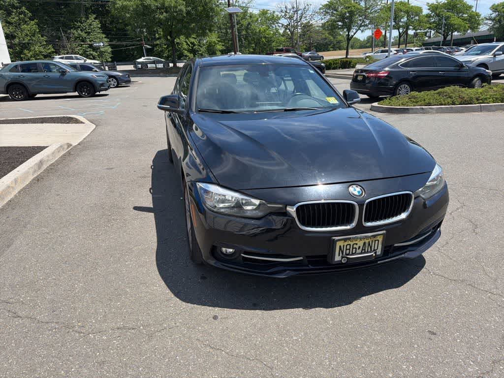Thumbnail: 2016 BMW 3 Series - 25