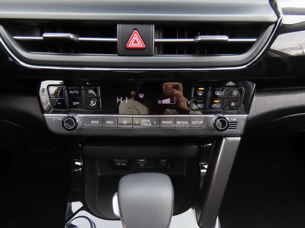 Thumbnail: 2024 Kia Seltos - 22