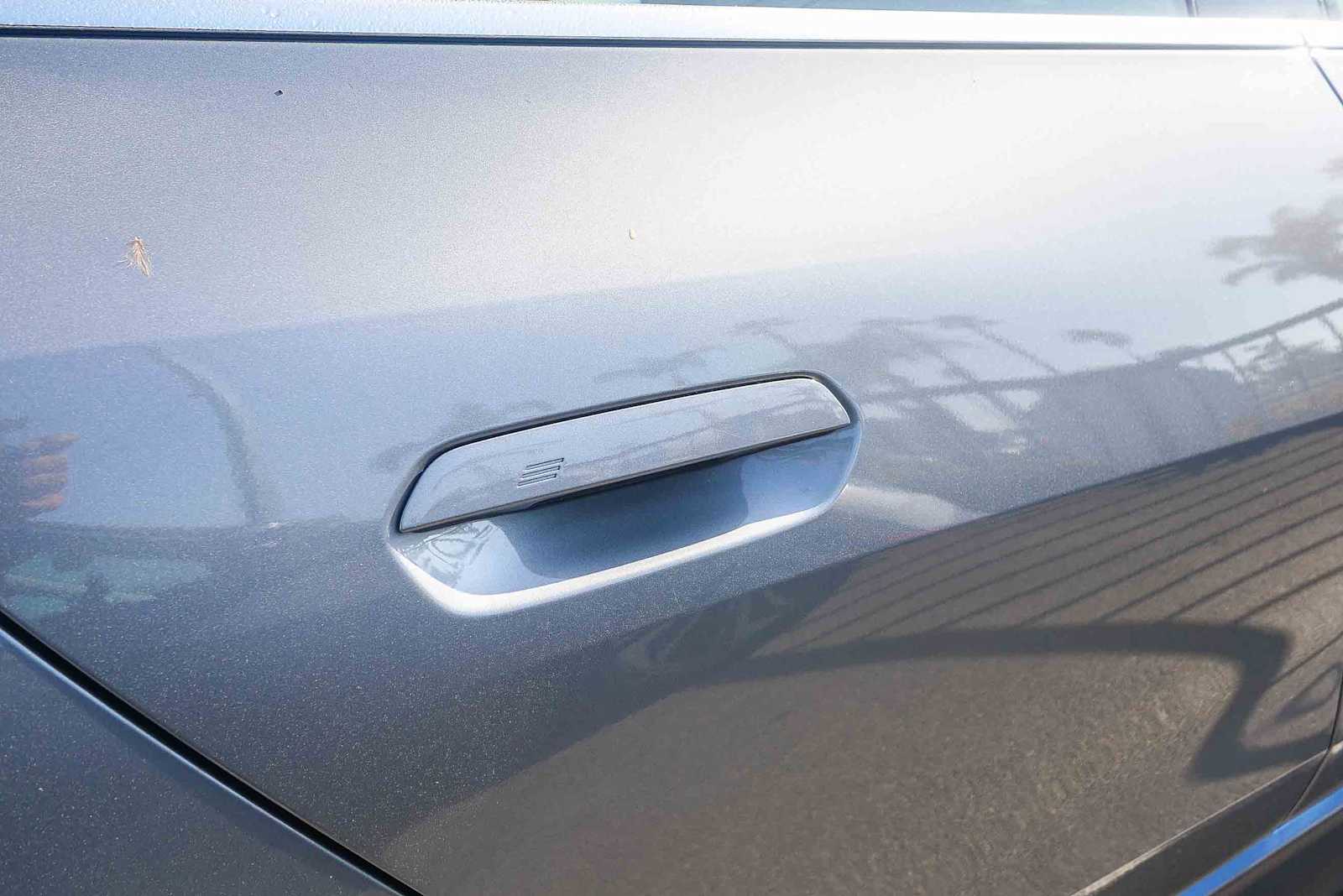 Thumbnail: 2023 BMW i4 - 18