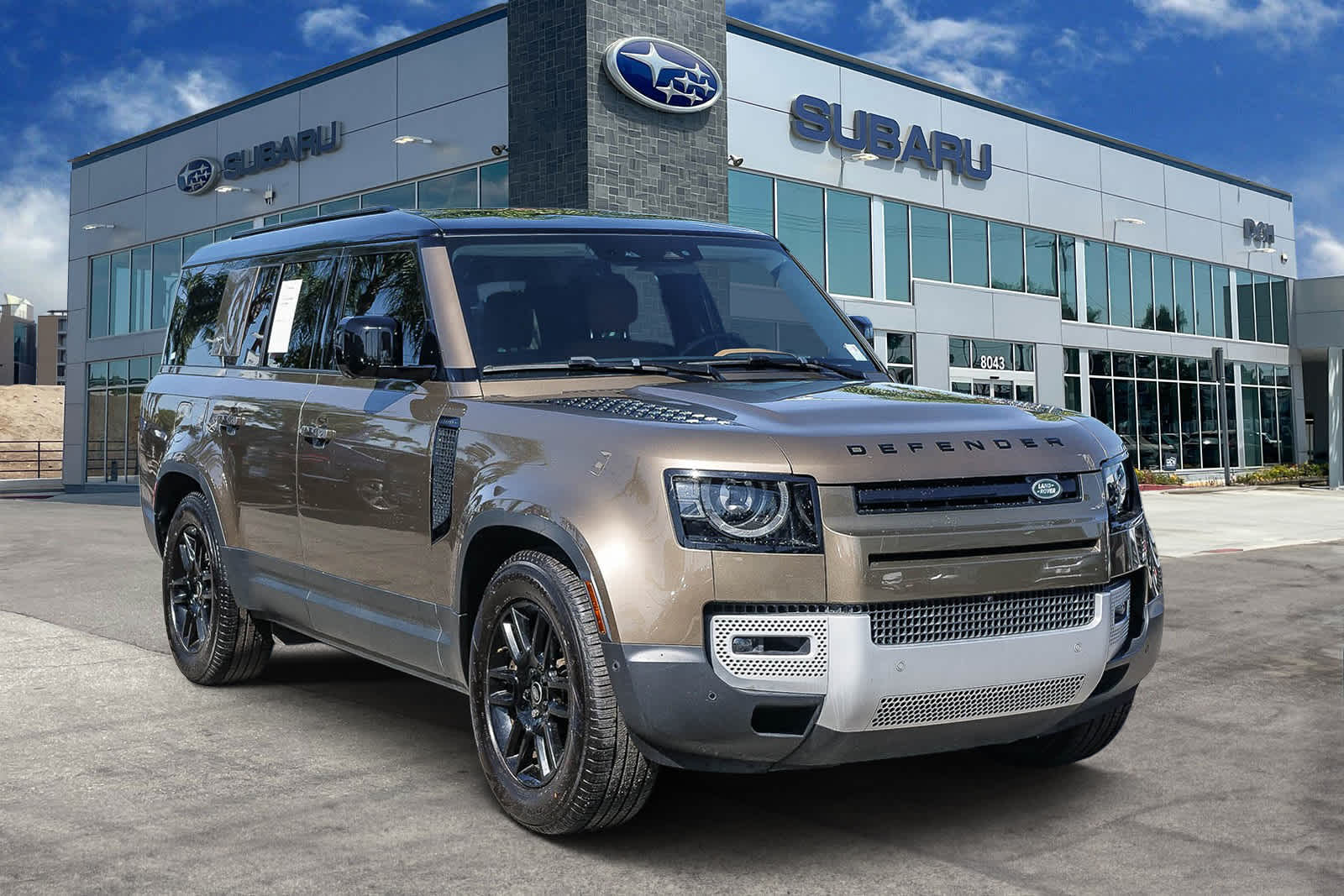 Thumbnail: 2024 Land Rover Defender - 3