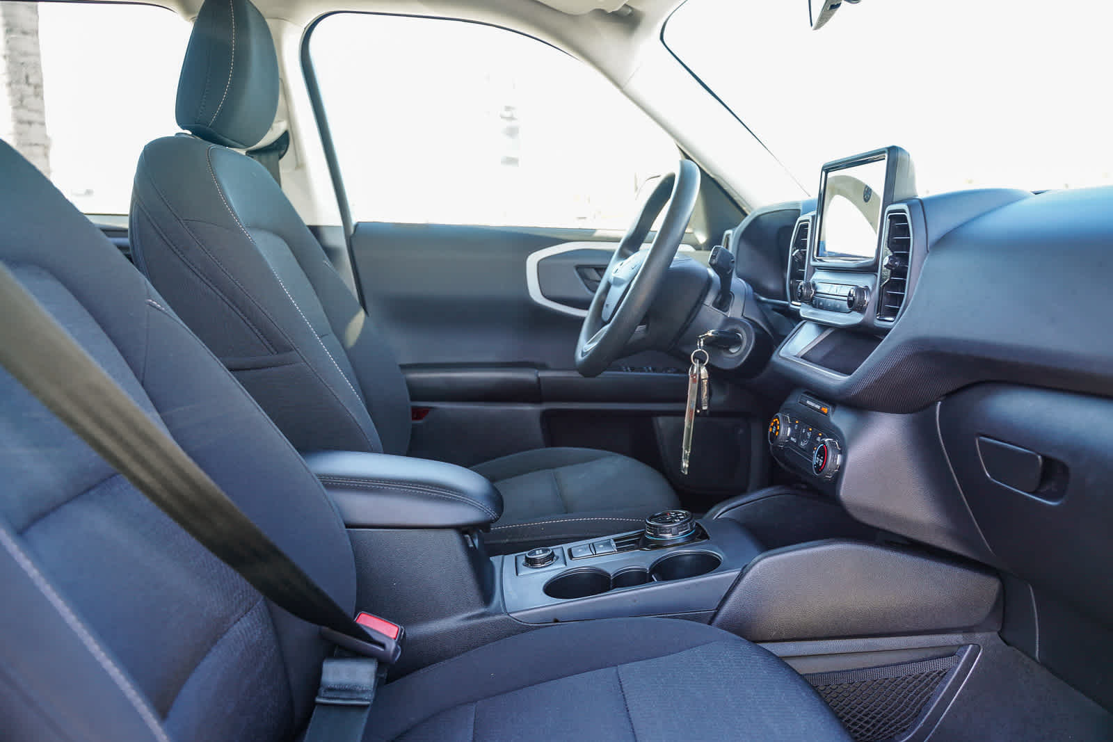 Thumbnail: 2022 Ford Bronco Sport - 15