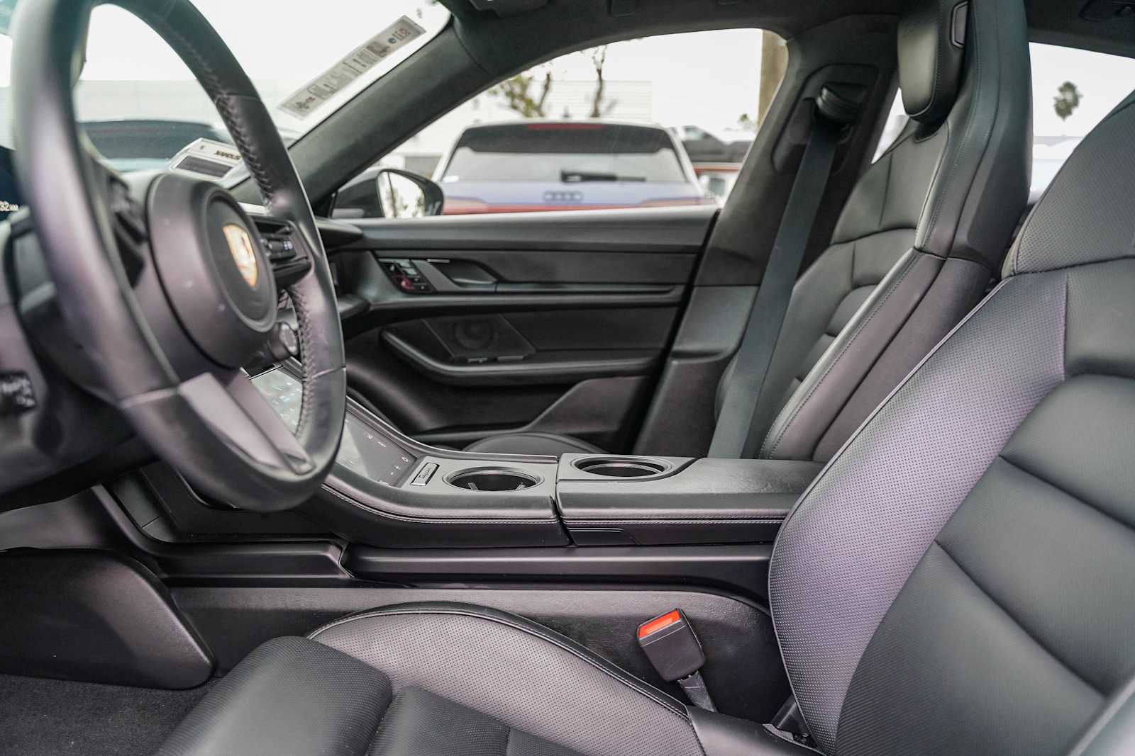 Thumbnail: 2021 Porsche Taycan - 17