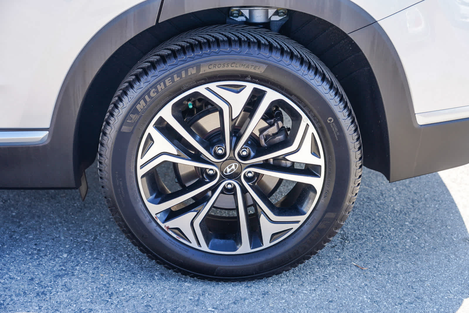 Thumbnail: 2019 Hyundai Santa Fe - 10