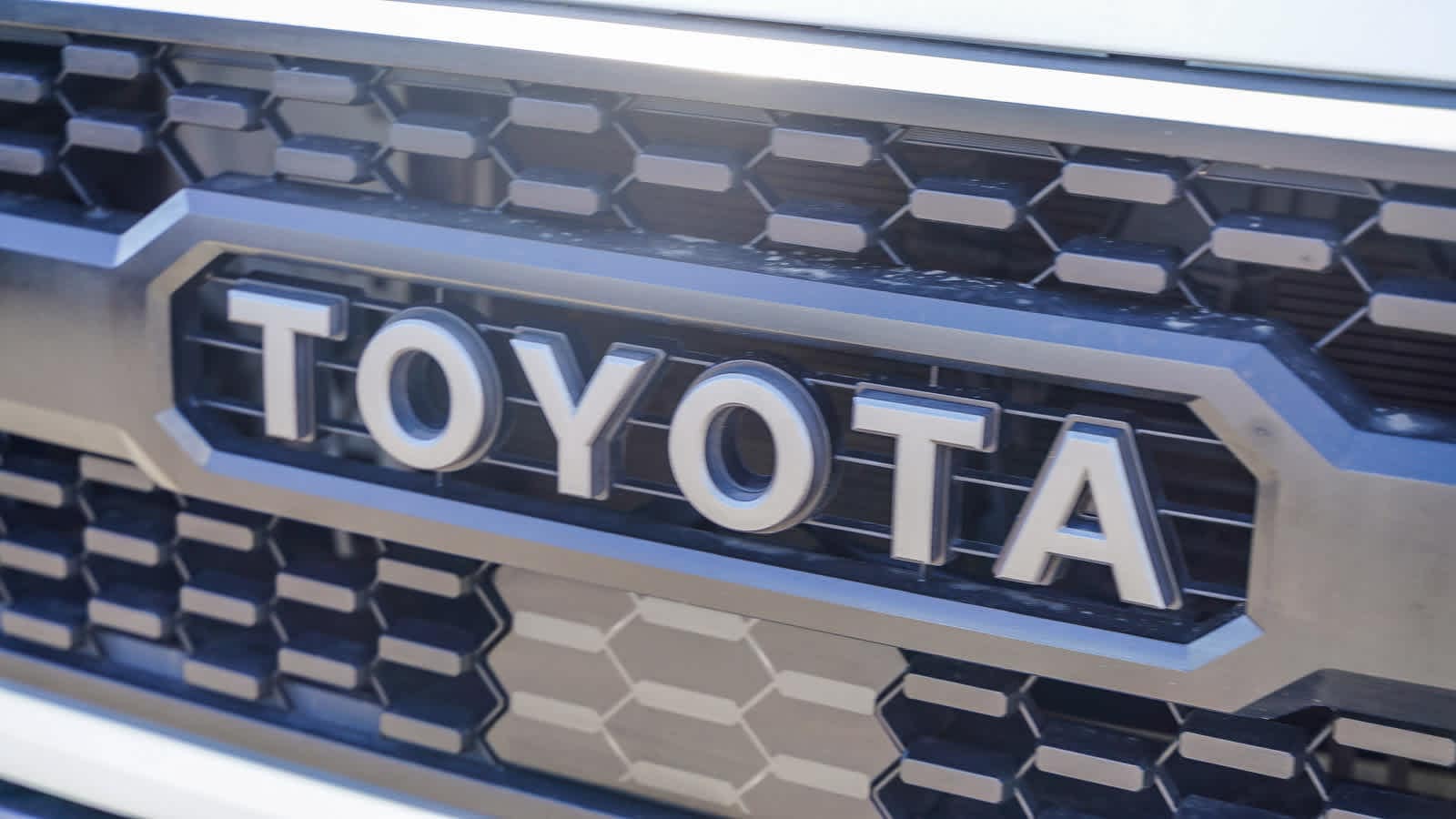 Thumbnail: 2019 Toyota Tacoma - 9