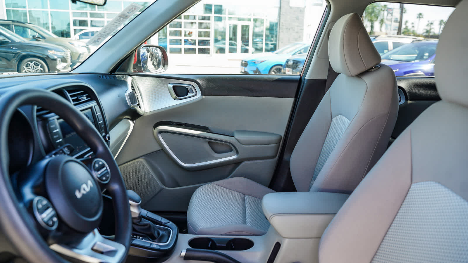 Thumbnail: 2023 Kia Soul - 14