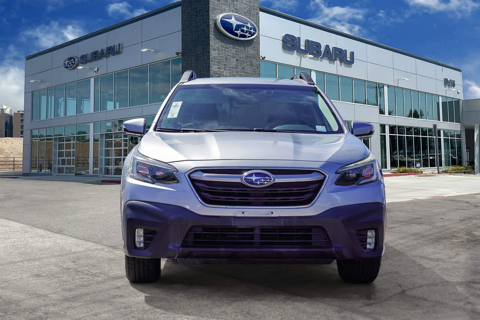 Used 2020 Subaru Outback Premium with VIN 4S4BTACC1L3131481 for sale in Riverside, CA