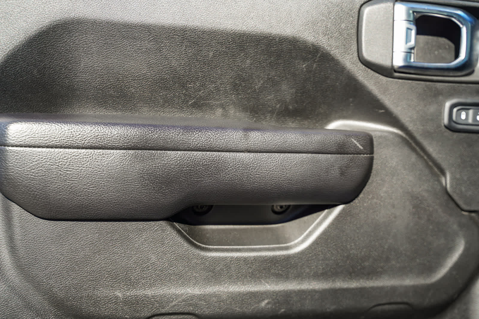 Thumbnail: 2024 Jeep Wrangler - 20