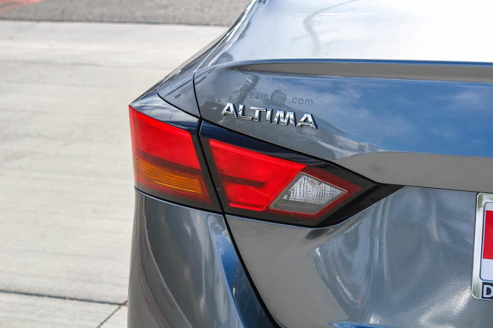Thumbnail: 2021 Nissan Altima - 9