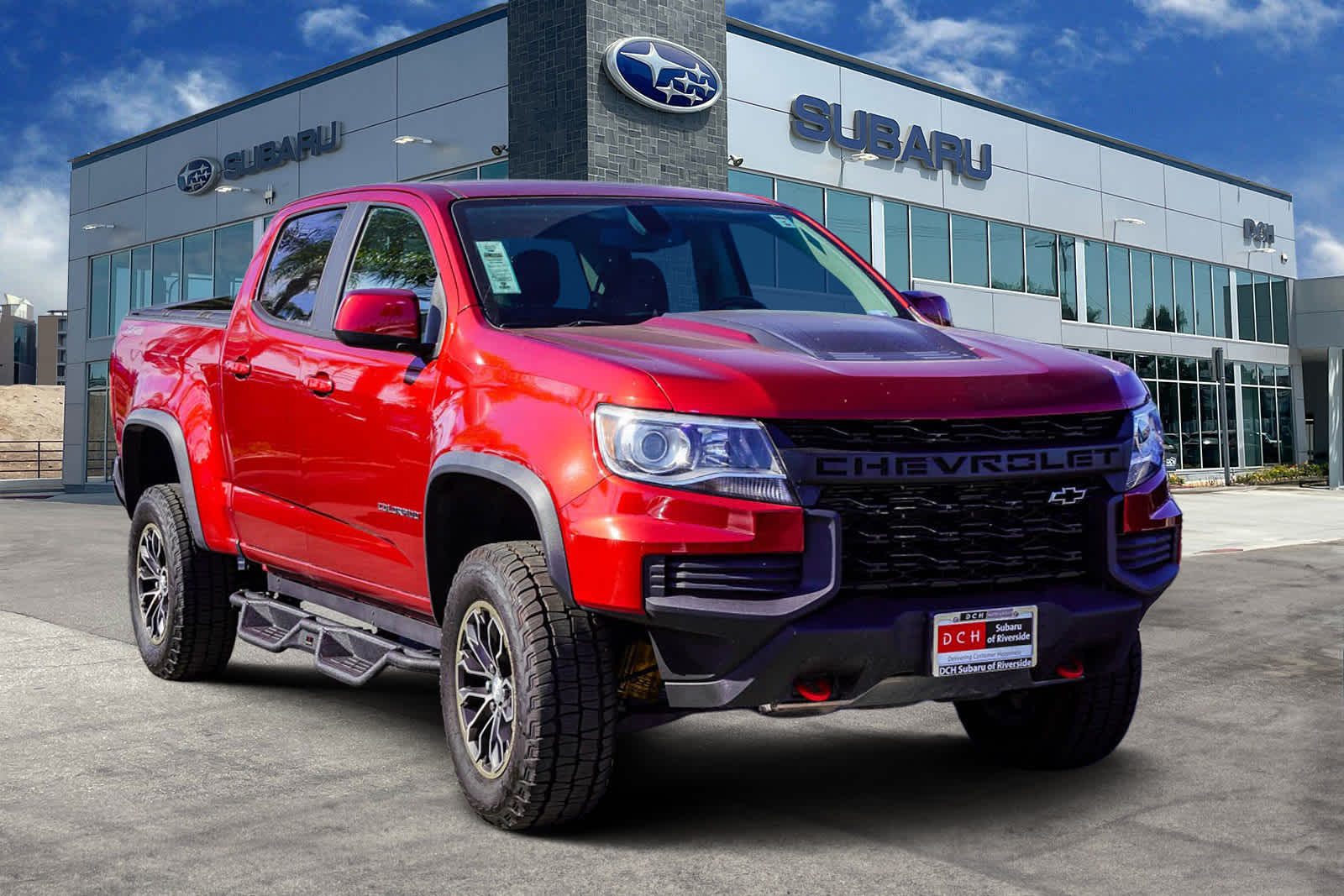 Thumbnail: 2021 Chevrolet Colorado - 3