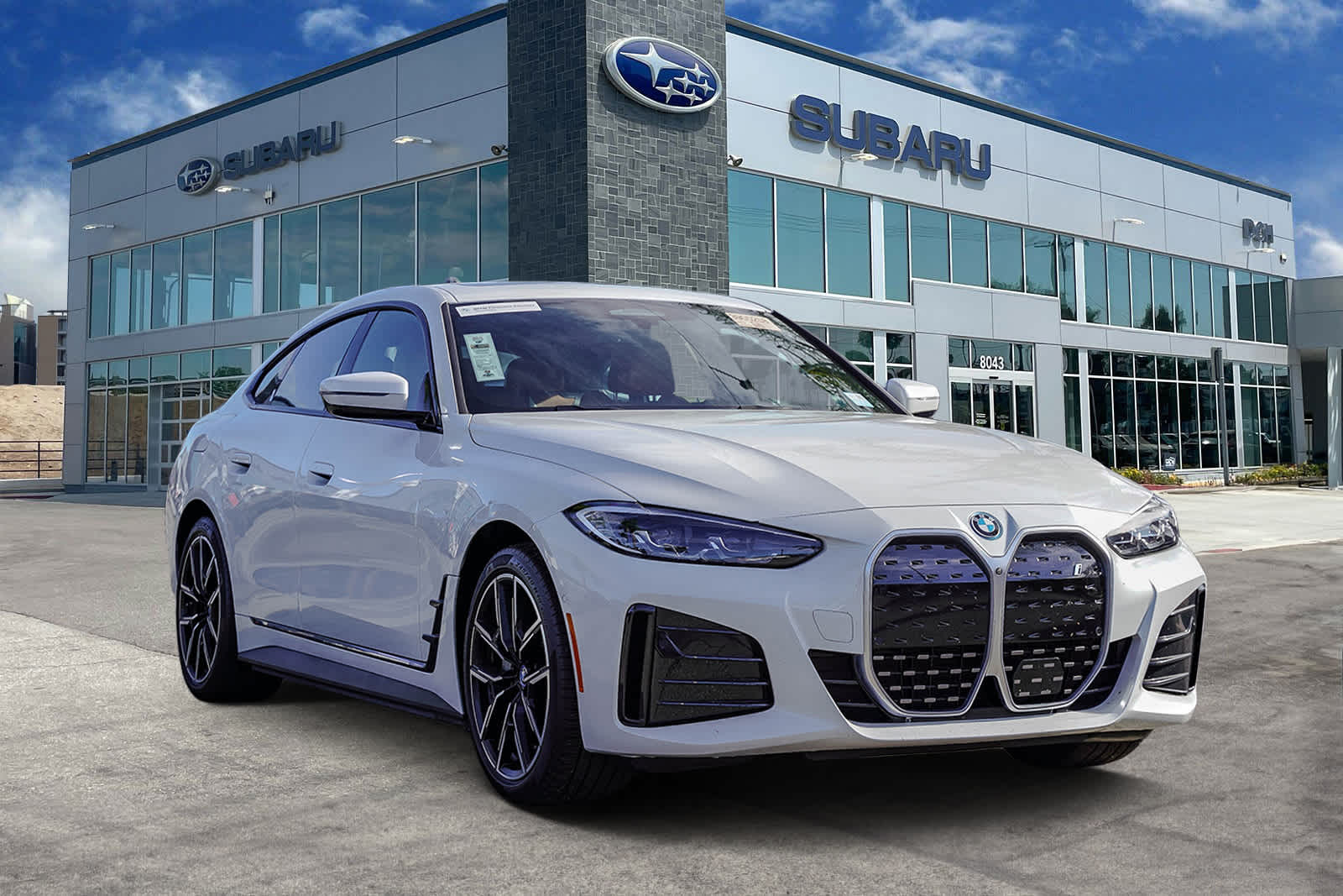 Thumbnail: 2022 BMW i4 - 3