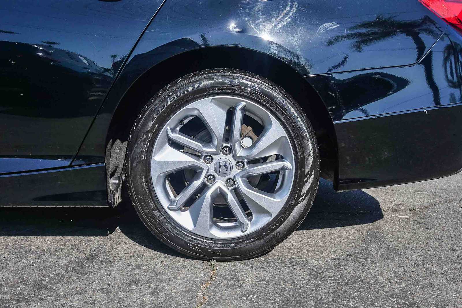 Thumbnail: 2018 Honda Accord - 8