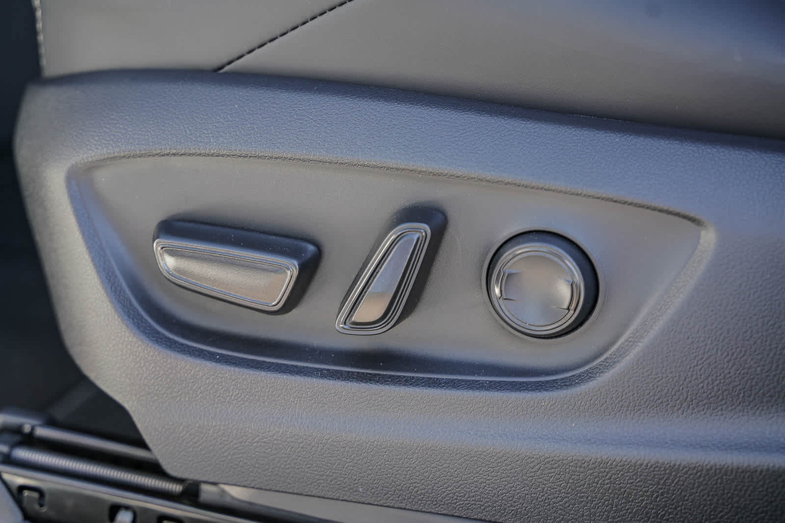 Thumbnail: 2026 Subaru Solterra - 22