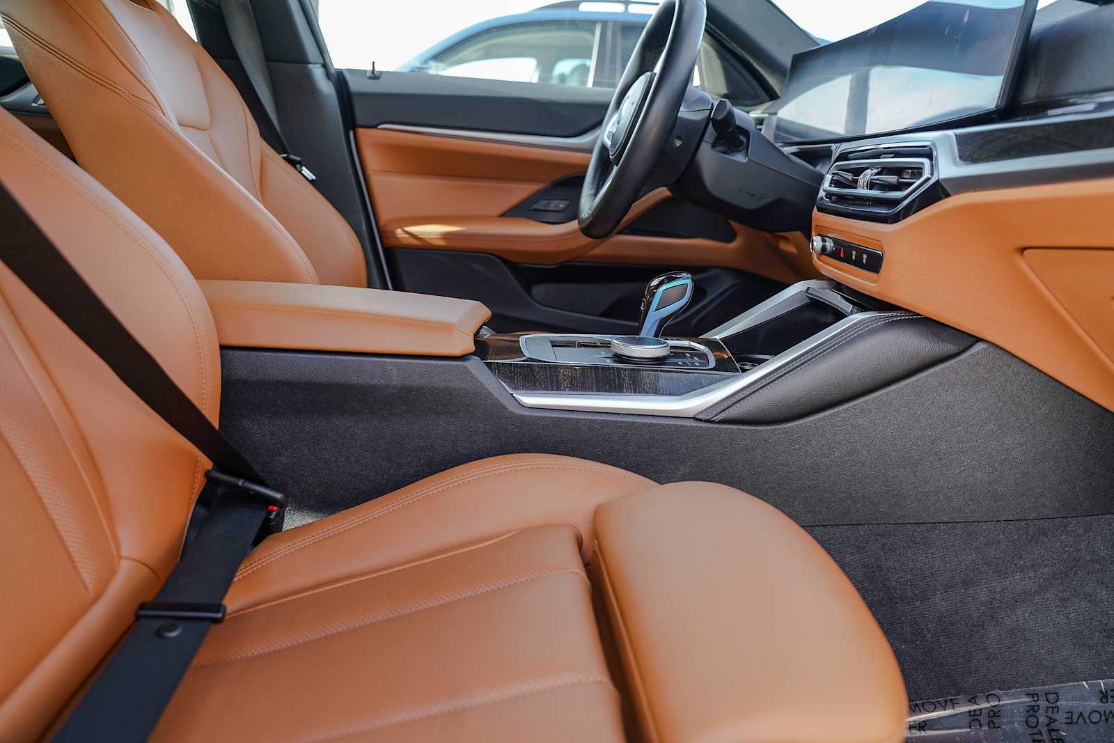 Thumbnail: 2022 BMW i4 - 15