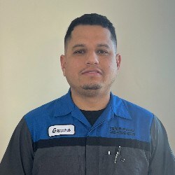 Staff member Genaro Torres from ID_9d7e5800437a