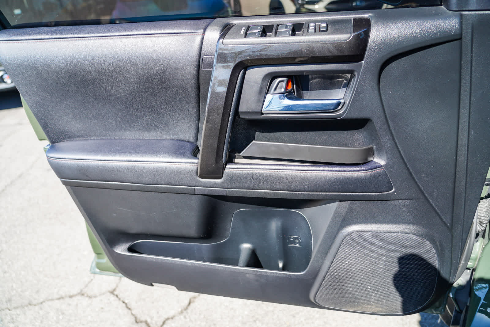 Thumbnail: 2020 Toyota 4Runner - 20