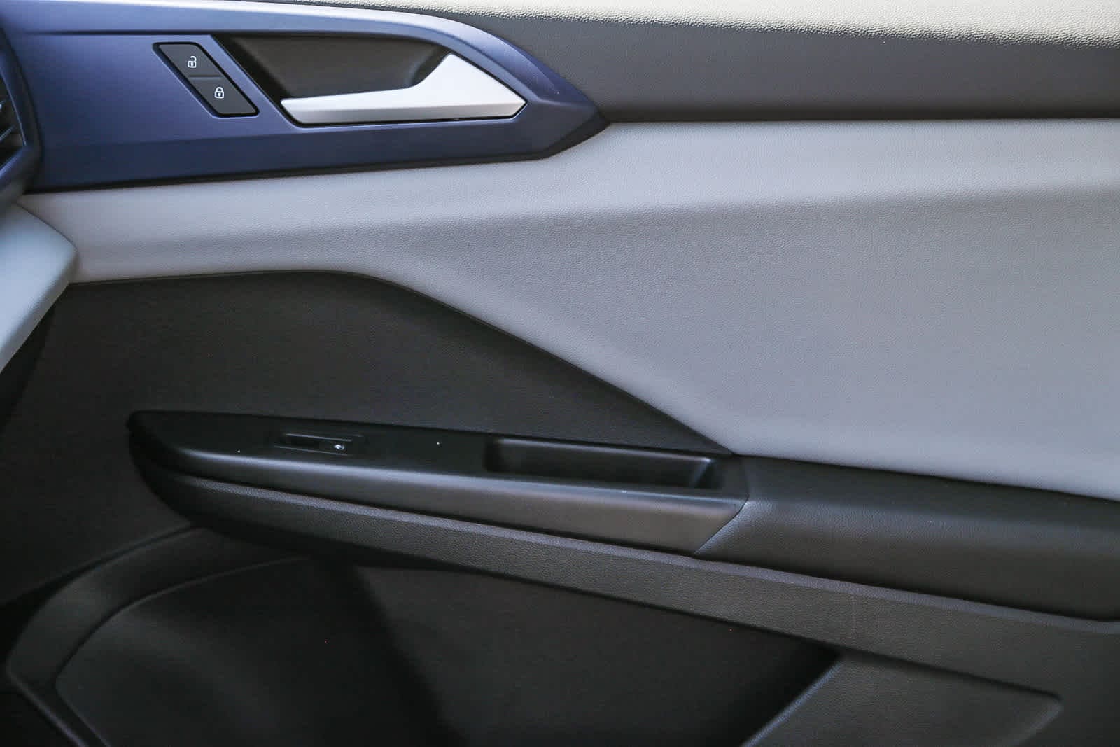 Thumbnail: 2022 Volkswagen Taos - 20