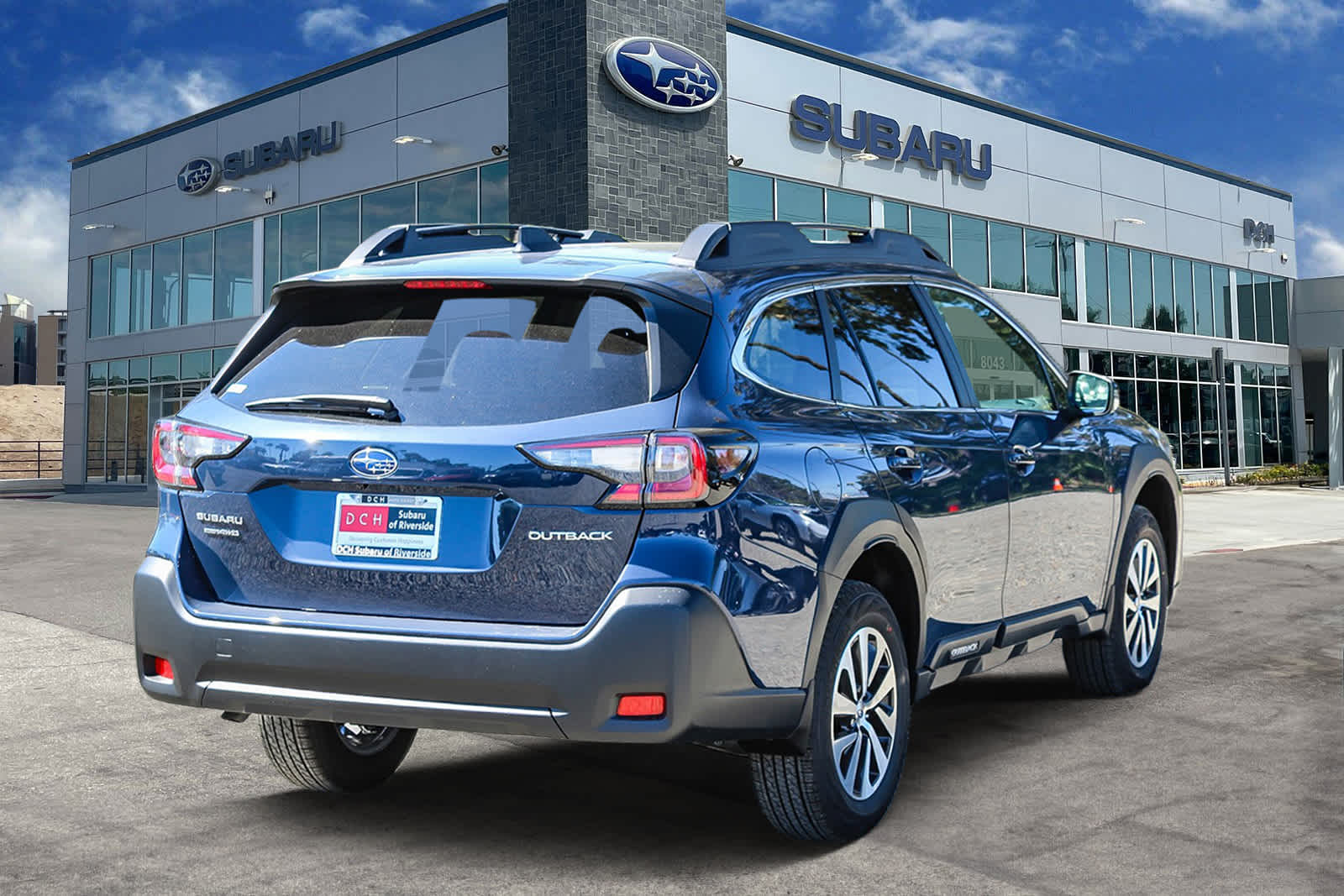 Thumbnail: 2025 Subaru Outback - 4